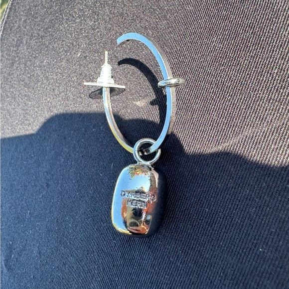 Award winning earrings by the Danish design team, DYRBERG/KERN. - Picture 4 of 4